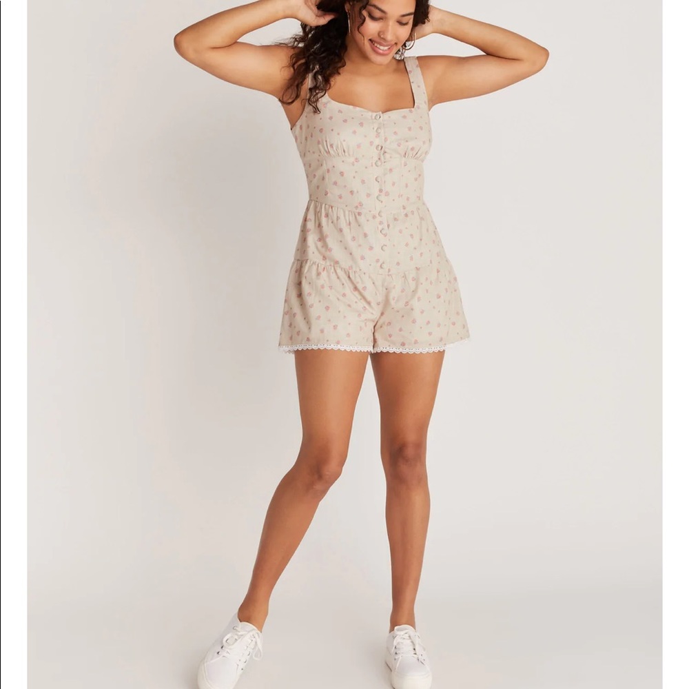 Backyard roses Gwen romper